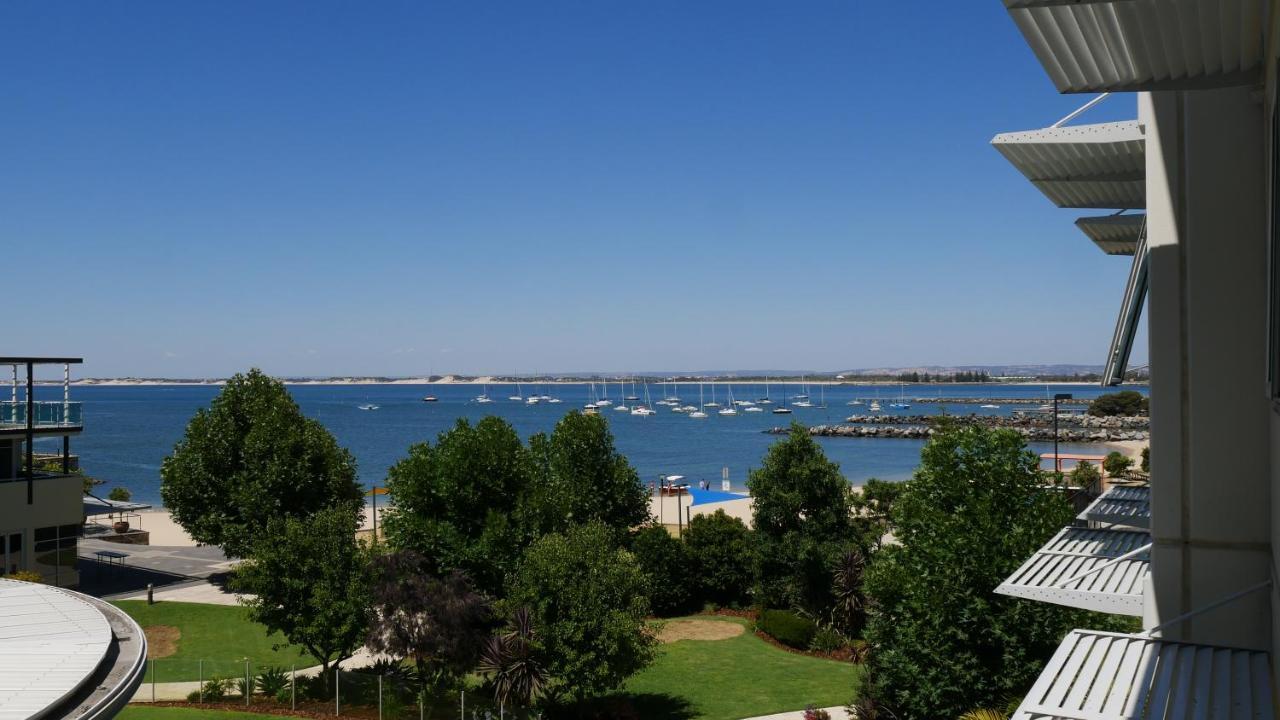 Bunbury Hotel Koombana Bay Buitenkant foto